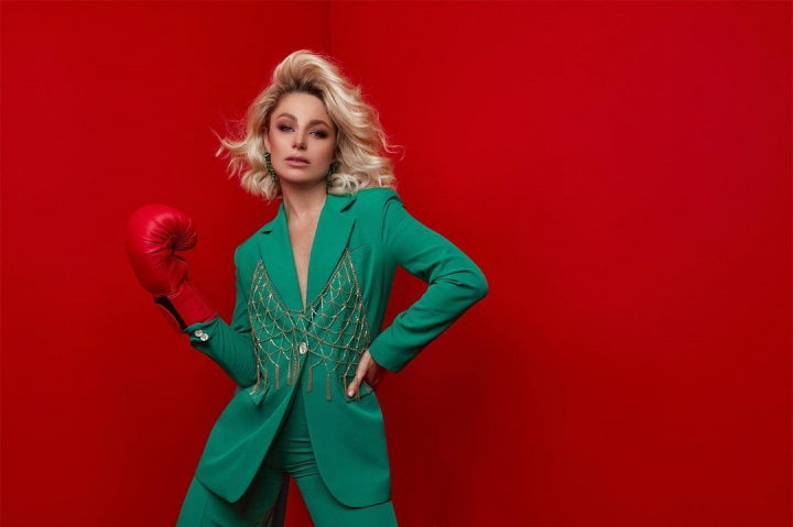 Natalia Gordienko - despre relatia cu Ceslav Ciuhrii, academia de muzica pe care urmeaza sa o deschida si nominalizarile importante alaturi de Loboda si Polina Gagarina - VIDEO Natalia Gordienko - despre relatia cu Ceslav Ciuhrii, academia de muzica pe care urmeaza sa o deschida si nominalizarile importante alaturi de Loboda si Polina Gagarina - VIDEO