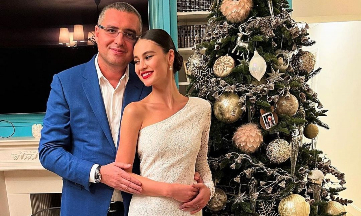 „Zica lumea ce n-ar zice. Eu pe tine te iubesc!” Nina Cretu, alaturi de Renato Usatii - plimbare romantica pe malul Marii Mediterane - VIDEO „Zica lumea ce n-ar zice. Eu pe tine te iubesc!” Nina Cretu, alaturi de Renato Usatii - plimbare romantica pe malul Marii Mediterane - VIDEO