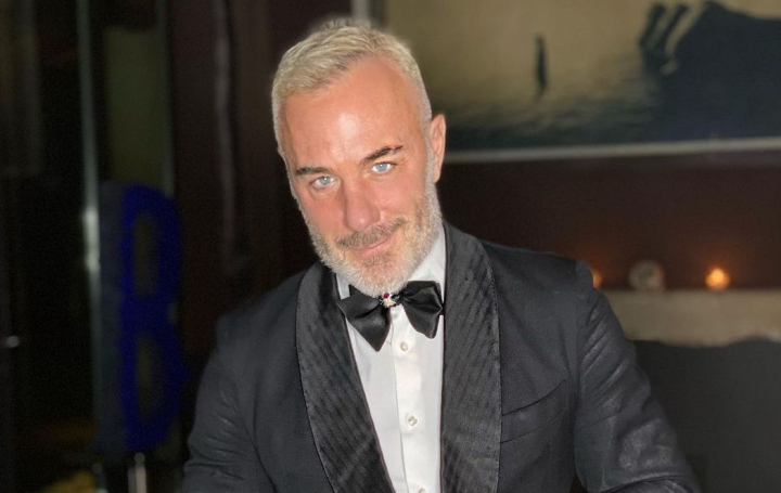 Cum se trateaza de Covid-19 Gianluca Vacchi! Milionarul si-a socat fanii cu un video - FOTO\VIDEO Cum se trateaza de Covid-19 Gianluca Vacchi! Milionarul si-a socat fanii cu un video - FOTO\VIDEO