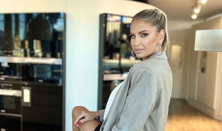 Andreea Banica a vorbit despre relatia cu tatal ei: „La un moment dat, atunci, la 16 ani, l-am urat, l-am urat mult si mi-am dorit sa moara" Andreea Banica a vorbit despre relatia cu tatal ei: „La un moment dat, atunci, la 16 ani, l-am urat, l-am urat mult si mi-am dorit sa moara"