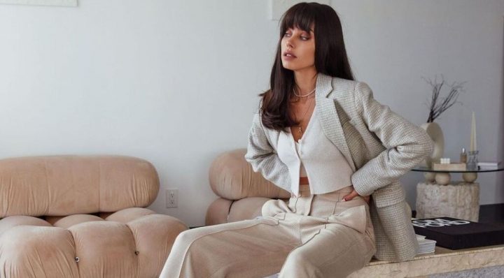 Nu stii niciodata cu ce sa te imbraci? Iata 6 obiecte din garderoba ta la care sa renunti pentru a obtine claritate: „Este timpul sa le lasi sa plece si sa faci loc pentru ceva nou” - FOTO Nu stii niciodata cu ce sa te imbraci? Iata 6 obiecte din garderoba ta la care sa renunti pentru a obtine claritate: „Este timpul sa le lasi sa plece si sa faci loc pentru ceva nou” - FOTO