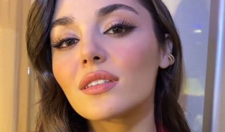 Este considerata una dintre cele mai frumoase femei din Turcia. Cum arata Hande Ercel inainte de a deveni celebra Este considerata una dintre cele mai frumoase femei din Turcia. Cum arata Hande Ercel inainte de a deveni celebra