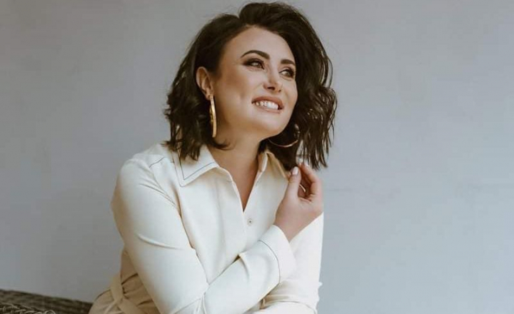 Corina Muntean - despre experienta sa din vacanta in Sri Lanka: „Au intrat maimutele in dormitorul meu si au mancat toate ciocolatele pe care le-am luat cu mine din Moldova” - VIDEO Corina Muntean - despre experienta sa din vacanta in Sri Lanka: „Au intrat maimutele in dormitorul meu si au mancat toate ciocolatele pe care le-am luat cu mine din Moldova” - VIDEO