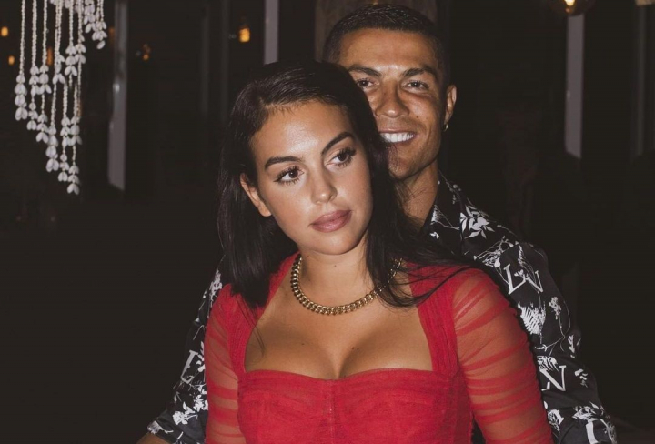 Georgina Rodriguez a dezvaluit singurul lucru pe care il regreta in relatia cu Cristiano Ronaldo: „Asta e partea care este cea mai grea” Georgina Rodriguez a dezvaluit singurul lucru pe care il regreta in relatia cu Cristiano Ronaldo: „Asta e partea care este cea mai grea”
