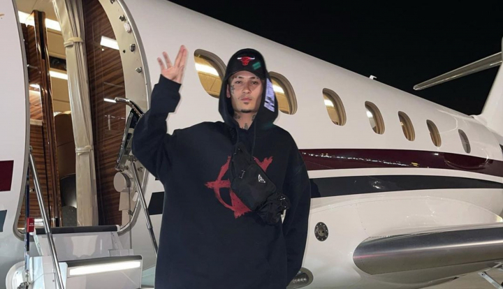 Morgenstern a venit in Moldova la ziua de nastere a unui bun prieten! Rapperul s-a relaxat la o sauna de pe malul Nistrului - FOTO/VIDEO Morgenstern a venit in Moldova la ziua de nastere a unui bun prieten! Rapperul s-a relaxat la o sauna de pe malul Nistrului - FOTO/VIDEO