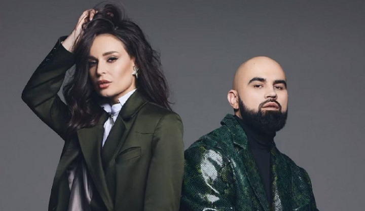 Trupa Artik & Asti are o noua solista. Cine este interpreta: "Inca mai cred ca gheata de sub picioarele mele se poate sparge in orice moment" - FOTO/VIDEO Trupa Artik & Asti are o noua solista. Cine este interpreta: "Inca mai cred ca gheata de sub picioarele mele se poate sparge in orice moment" - FOTO/VIDEO