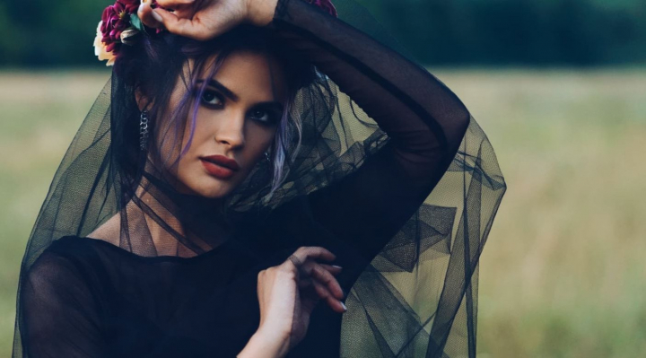 Si-a regizat singura videoclipul! Katy Rain a povestit despre piesa cu care urmeaza sa participe la Preselectia Nationala „Eurovision Moldova 2022”: „Piesa este pentru femeia care a trecut prin greutati...” - VIDEO Si-a regizat singura videoclipul! Katy Rain a povestit despre piesa cu care urmeaza sa participe la Preselectia Nationala „Eurovision Moldova 2022”: „Piesa este pentru femeia care a trecut prin greutati...” - VIDEO