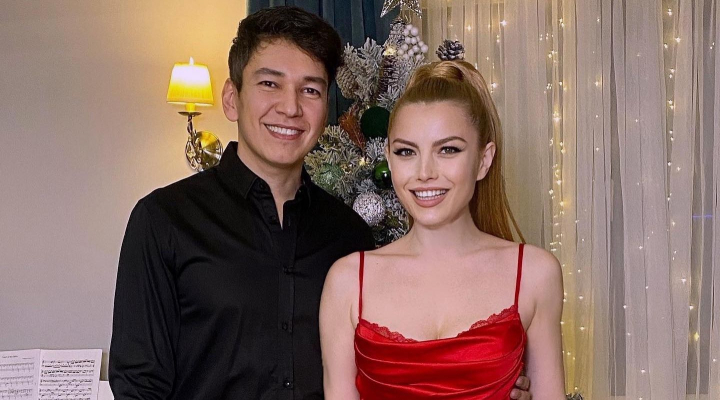 Elena Gheorghe, petrecere surpriza pentru sot! Artista i-a facut o declaratie de dragoste emotionanta, la implinirea celor 40 de ani: „Nu s-a asteptat nici o secunda” - FOTO Elena Gheorghe, petrecere surpriza pentru sot! Artista i-a facut o declaratie de dragoste emotionanta, la implinirea celor 40 de ani: „Nu s-a asteptat nici o secunda” - FOTO