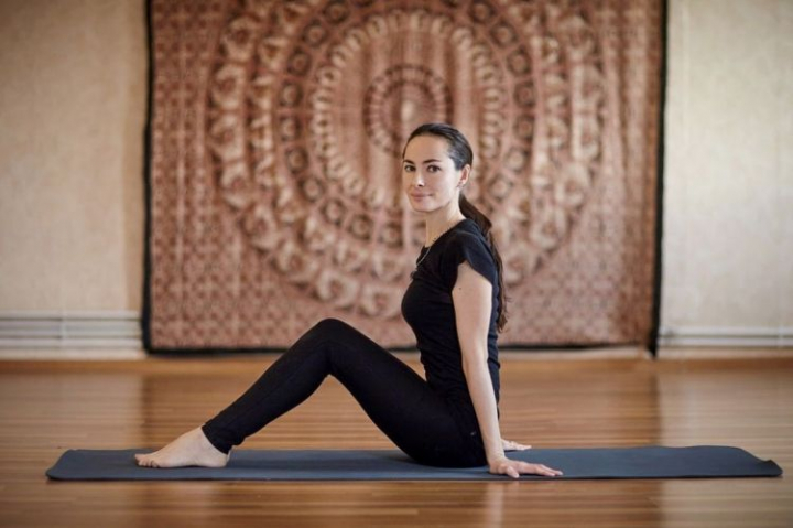 2022 - Anul feminitatii. Ce au de facut femeile in aceasta perioada si ce le recomanda astrologul Corina Leonte : „Iubirea de sine ar insemna intai de toate grija fata de sine pe patru planuri: emotional, fizic, spiritual si intelectual.” - VIDEO 2022 - Anul feminitatii. Ce au de facut femeile in aceasta perioada si ce le recomanda astrologul Corina Leonte : „Iubirea de sine ar insemna intai de toate grija fata de sine pe patru planuri: emotional, fizic, spiritual si intelectual.” - VIDEO