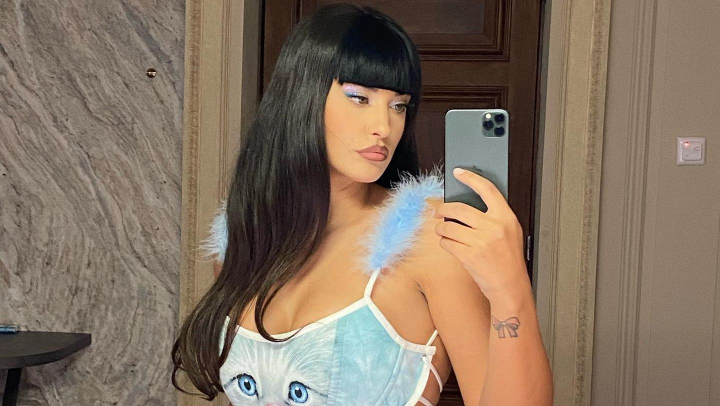 Antonia - aparitie indrazneata in noul sau look. Vezi cum a reactionat Inna cand a vazut pozele artistei - FOTO Antonia - aparitie indrazneata in noul sau look. Vezi cum a reactionat Inna cand a vazut pozele artistei - FOTO