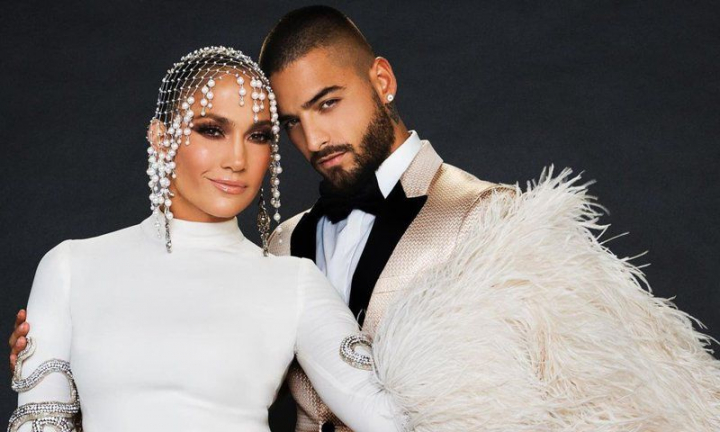 Jennifer Lopez si Maluma au lansat „Marry Me”. Una din piesele de pe coloana sonora a filmului cu acelasi nume - VIDEO Jennifer Lopez si Maluma au lansat „Marry Me”. Una din piesele de pe coloana sonora a filmului cu acelasi nume - VIDEO