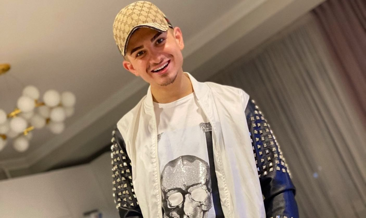 Este gata sa devina tatic! Dezvaluiri facute de interpretul Johy Davis: „Vreau o familie, vreau sa ma indragostesc si sa am un bebe” - VIDEO Este gata sa devina tatic! Dezvaluiri facute de interpretul Johy Davis: „Vreau o familie, vreau sa ma indragostesc si sa am un bebe” - VIDEO