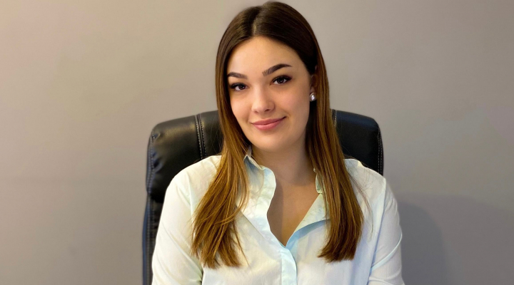 Ce impact au retelele de socializare asupra unei relatii de cuplu. Ce spune psihologul Ana-Maria Mereuta: „Limitand timpul petrecut online si fiind mai prezenti in viata reala vom observa imbunatatiri in calitatea relatiei” Ce impact au retelele de socializare asupra unei relatii de cuplu. Ce spune psihologul Ana-Maria Mereuta: „Limitand timpul petrecut online si fiind mai prezenti in viata reala vom observa imbunatatiri in calitatea relatiei”