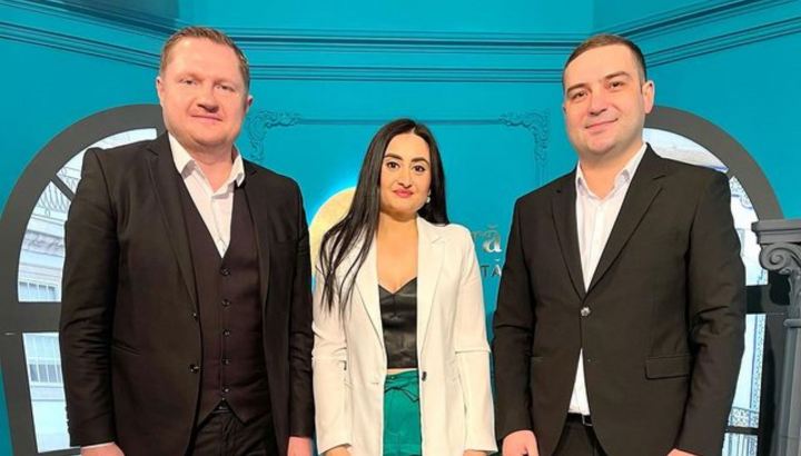 Corina Tepes si Orchestra Moldovlaska au lansat melodia petrecerilor din 2022: „Este o melodie dedicata moldovenilor care muncesc mult, dar stiu si sa petreaca” - VIDEO Corina Tepes si Orchestra Moldovlaska au lansat melodia petrecerilor din 2022: „Este o melodie dedicata moldovenilor care muncesc mult, dar stiu si sa petreaca” - VIDEO