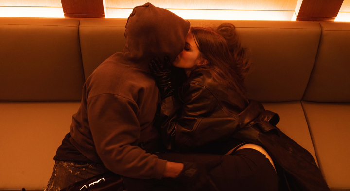 Kanye West si Julia Fox au anuntat ca sunt intr-o „relatie deschisa” Kanye West si Julia Fox au anuntat ca sunt intr-o „relatie deschisa”