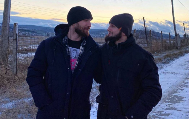 Rapperii Magnat si Feoctist au lansat o piesa care te lasa fara cuvinte! Un „Gruz” despre realitatea din Republica Moldova: „Sensul devine mult mai profund atunci cand pierzi pe cei dragi” - VIDEO Rapperii Magnat si Feoctist au lansat o piesa care te lasa fara cuvinte! Un „Gruz” despre realitatea din Republica Moldova: „Sensul devine mult mai profund atunci cand pierzi pe cei dragi” - VIDEO