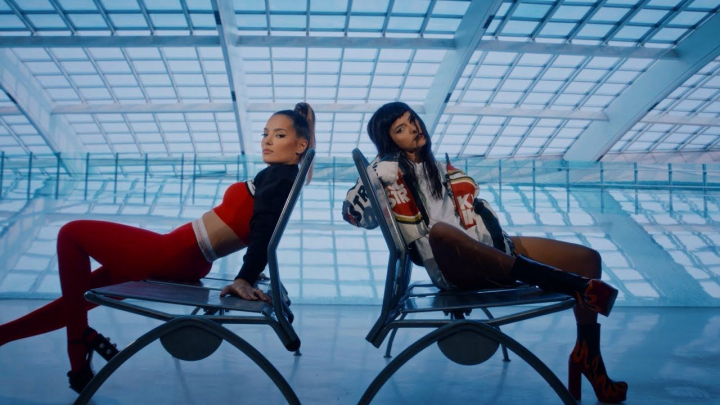 2 artiste din Romania sunt locul #1 pe Netflix. Afla despre ce este vorba - VIDEO 2 artiste din Romania sunt locul #1 pe Netflix. Afla despre ce este vorba - VIDEO