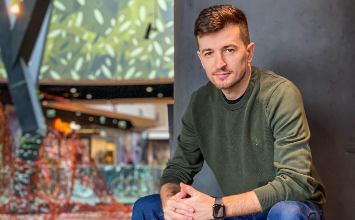 Premiera muzicala de la Radu Sirbu! Fostul membru al trupei O-Zone a lansat piesa „Time”: „Rar auzim ceva in interpretarea ta, dar intotdeauna esti pe masura” - VIDEO