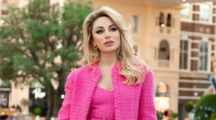 Aproape 200 de mii de lei pentru o tinuta de diva! Vezi look-ul impecabil cu care s-a afisat Natalia Gordienko - FOTO Aproape 200 de mii de lei pentru o tinuta de diva! Vezi look-ul impecabil cu care s-a afisat Natalia Gordienko - FOTO