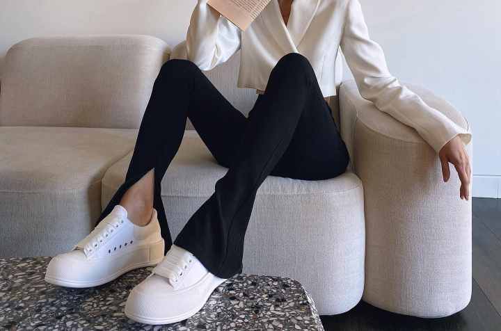 Afla care sunt cei mai populari adidasi ai anului 2022 - FOTO Afla care sunt cei mai populari adidasi ai anului 2022 - FOTO