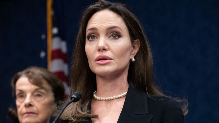 Angelina Jolie a postat imagini emotionante din Moldova, de la granita cu Ucraina - VIDEO Angelina Jolie a postat imagini emotionante din Moldova, de la granita cu Ucraina - VIDEO