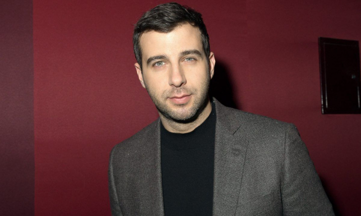 Postul rus de televiziune a negat zvonurile despre suspendarea emisiunii „Vecernii Urgant” Postul rus de televiziune a negat zvonurile despre suspendarea emisiunii „Vecernii Urgant”