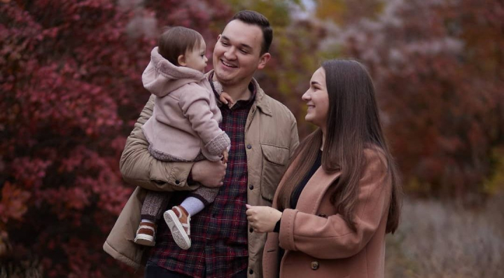 A nascut in prima zi de razboi! Povestea unei familii din Ucraina care a ajuns in Moldova, iar fetita lor, Olivia e cea mai mica refugiata din tara noastra: „In ziua in care toti ucrainenii se gandeau la moarte, in familia noastra a aparut o mica viata” - VIDEO A nascut in prima zi de razboi! Povestea unei familii din Ucraina care a ajuns in Moldova, iar fetita lor, Olivia e cea mai mica refugiata din tara noastra: „In ziua in care toti ucrainenii se gandeau la moarte, in familia noastra a aparut o mica viata” - VIDEO