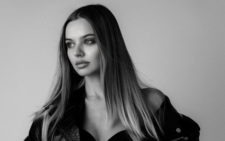 Anastasia Fotachi - in lacrimi! Modul deosebit prin care modelul si-a aratat solidaritatea fata de poporul ucrainean - VIDEO Anastasia Fotachi - in lacrimi! Modul deosebit prin care modelul si-a aratat solidaritatea fata de poporul ucrainean - VIDEO