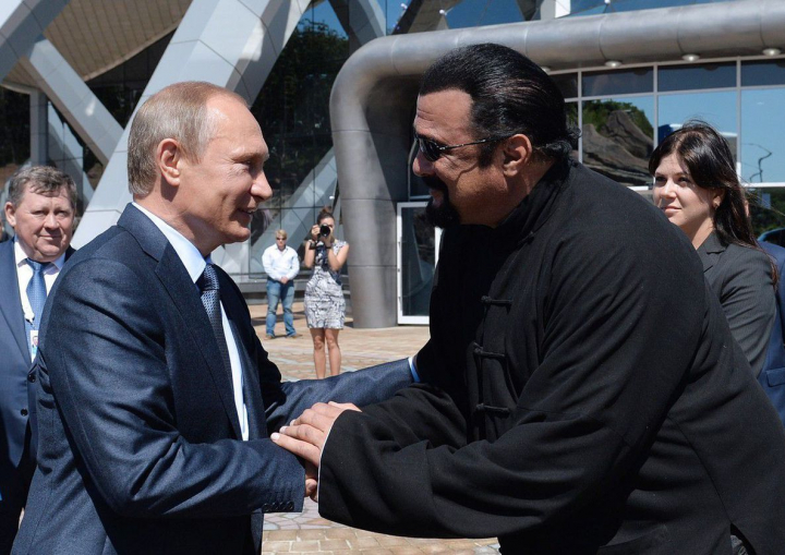 Steven Seagal vrea pace, dar ii ramane fidel lui Putin. Pe cine acuza actorul pentru situatia din Ucraina