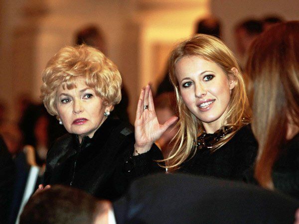 Mama Kseniei Sobchak, Ludmila Narusova, a criticat razboiul si cenzura din presa rusa. Ce spune femeia Mama Kseniei Sobchak, Ludmila Narusova, a criticat razboiul si cenzura din presa rusa. Ce spune femeia
