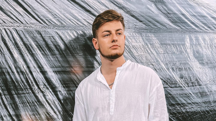 A fost voluntar la Moldexpo si i-a placut aceasta experienta! Ce spune interpretul Denis Midone despre razboiul din Ucraina, dar si daca isi doreste sa se lanseze pe piata ruseasca: „Eu sunt o persoana apolitica, dar...” - VIDEO A fost voluntar la Moldexpo si i-a placut aceasta experienta! Ce spune interpretul Denis Midone despre razboiul din Ucraina, dar si daca isi doreste sa se lanseze pe piata ruseasca: „Eu sunt o persoana apolitica, dar...” - VIDEO