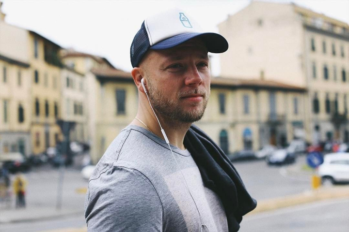 Razboiul - in ochii unui locuitor din Kiev! Antreprenorul Alexander Prokhorenko si-a pus la dispozitia vecinilor, bucataria restaurantului sau: „Le pregatim micul dejun, pranzul, cina” - VIDEO