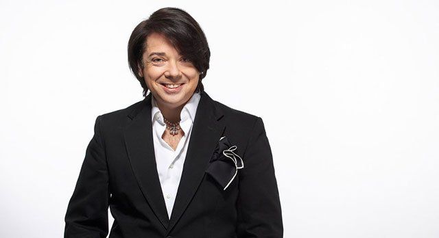 Valentin Yudashkin a fost exclus de la participarea Saptamanii Modei de la Paris Valentin Yudashkin a fost exclus de la participarea Saptamanii Modei de la Paris