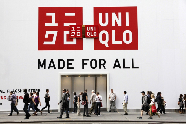Cel mai mare brand de imbracaminte din Asia Uniqlo ramane pe piata rusa: „Imbracamintea reprezinta o necesitate vitala” Cel mai mare brand de imbracaminte din Asia Uniqlo ramane pe piata rusa: „Imbracamintea reprezinta o necesitate vitala”