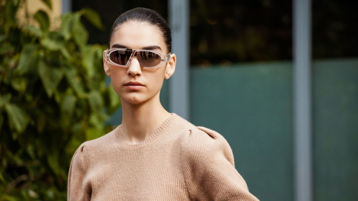 Modelul ucrainean care se ascunde intr-un adapost anti-bomba in Kiev. De curand, prezenta la New York Fashion Week Modelul ucrainean care se ascunde intr-un adapost anti-bomba in Kiev. De curand, prezenta la New York Fashion Week