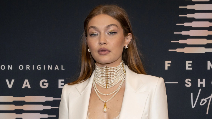 Gigi Hadid, aspru criticata dupa ce a comparat conflictele din Ucraina si Palestina
Gigi Hadid, aspru criticata dupa ce a comparat conflictele din Ucraina si Palestina