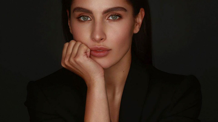 Anastasia Kotviska, sotia unui nabab ucrainean, prinsa la granita cu Ungaria cu valize pline de bani