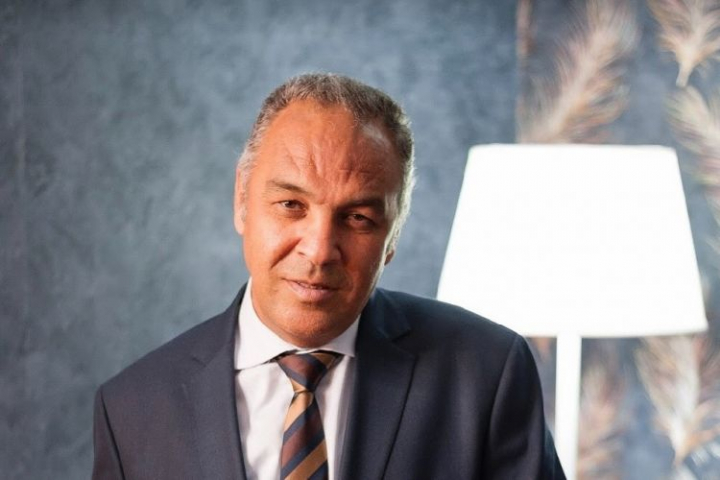 Avem dreptul la fericire atunci cand in tara de alaturi se intampla un razboi? Psihologul Mohammadifard Gholamali iti spune ce tehnici practice putem folosi daca suntem in panica: „Fericit nu, dar eu pot sa fiu obiectiv si sa imi pastrez calmul” - VIDEO Avem dreptul la fericire atunci cand in tara de alaturi se intampla un razboi? Psihologul Mohammadifard Gholamali iti spune ce tehnici practice putem folosi daca suntem in panica: „Fericit nu, dar eu pot sa fiu obiectiv si sa imi pastrez calmul” - VIDEO