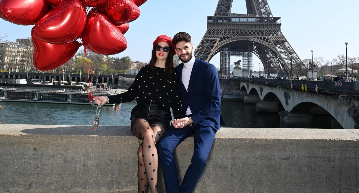 Edward Sanda, surpriza pentru Cleopatra Stratan: „Ne dorim o familie numeroasa, sa ne cumparam o casa!” - FOTO Edward Sanda, surpriza pentru Cleopatra Stratan: „Ne dorim o familie numeroasa, sa ne cumparam o casa!” - FOTO