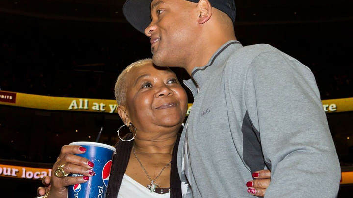 Reactia mamei lui Will Smith, dupa ce actorul l-a lovit pe Chris Rock la Premiile Oscar 2022
Reactia mamei lui Will Smith, dupa ce actorul l-a lovit pe Chris Rock la Premiile Oscar 2022