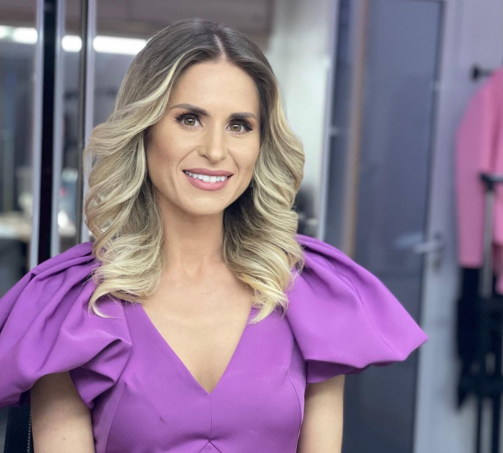 A devenit mamica! Reporterul de la iSanatate, Cristina Gonta, a adus pe lume o fetita. Primele imagini cu micuta A devenit mamica! Reporterul de la iSanatate, Cristina Gonta, a adus pe lume o fetita. Primele imagini cu micuta