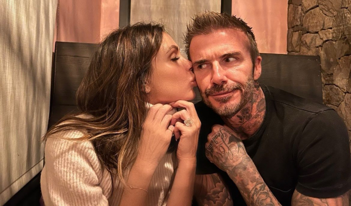 In timp ce ei se relaxau la parter, hotii au patruns in casa lor! Ce spun sotii Bekham despre acest incident teribil: „Din fericire, infractorii au patruns intr-o singura incapere” In timp ce ei se relaxau la parter, hotii au patruns in casa lor! Ce spun sotii Bekham despre acest incident teribil: „Din fericire, infractorii au patruns intr-o singura incapere”