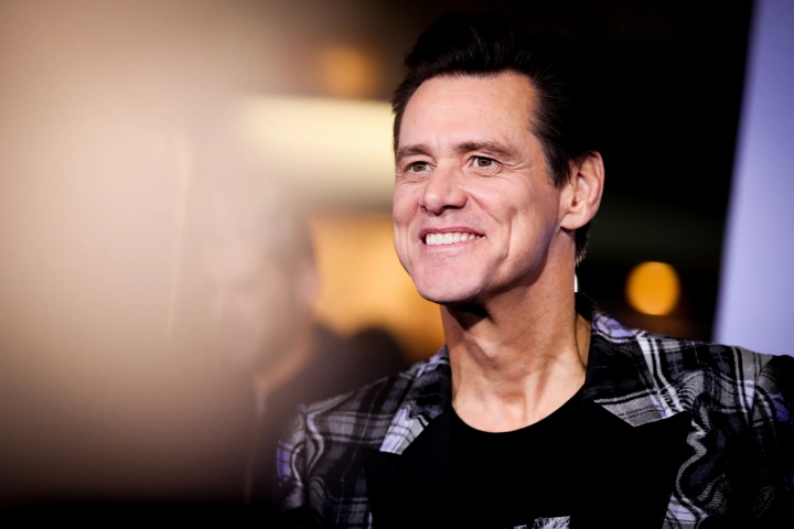 Jim Carrey se retrage din lumea filmului! Afla de ce a luat vedeta aceasta decizie: „M-am saturat. Am facut destule” - VIDEO Jim Carrey se retrage din lumea filmului! Afla de ce a luat vedeta aceasta decizie: „M-am saturat. Am facut destule” - VIDEO