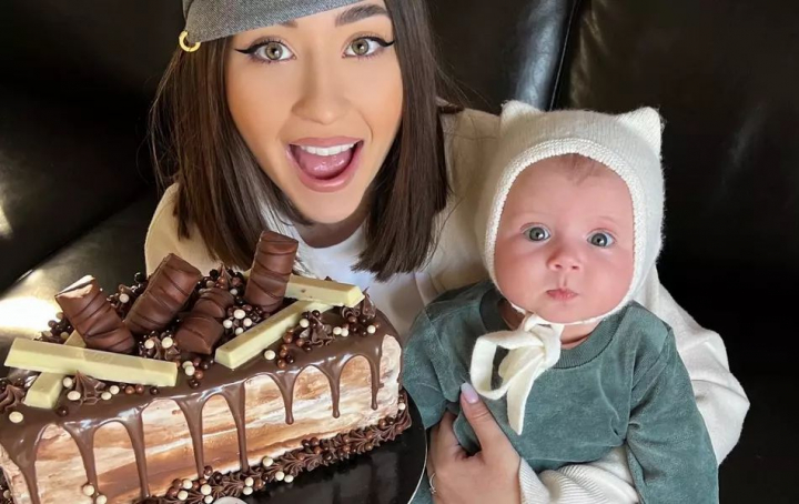 Cum arata fiica lui Nicole Cherry la patru luni. Imagini inedite cu micuta Anastasia - FOTO
Cum arata fiica lui Nicole Cherry la patru luni. Imagini inedite cu micuta Anastasia - FOTO