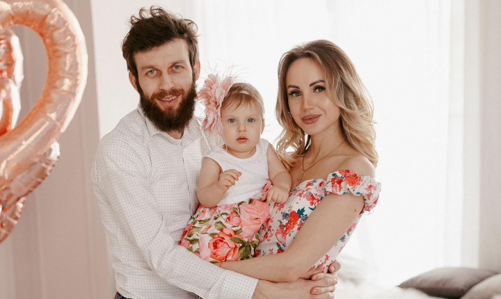 Zi mare in familia Katalinei Rusu! Fiica interpretei, Melissa, a mers pentru prima data la gradinita. Vezi cum a fost momentul - VIDEO Zi mare in familia Katalinei Rusu! Fiica interpretei, Melissa, a mers pentru prima data la gradinita. Vezi cum a fost momentul - VIDEO