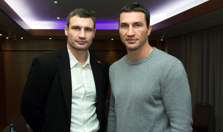Mesajul lui Vitali Klitschko pentru soldatii rusi, dupa ce fratele sau a parasit Ucraina Mesajul lui Vitali Klitschko pentru soldatii rusi, dupa ce fratele sau a parasit Ucraina