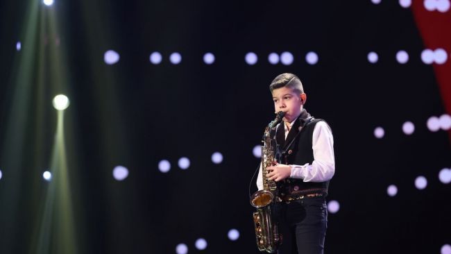 La 11 ani, Daniel Olan Filimon a facut spectacol cu saxofonul in fata juratilor de la Romanii au Talent - VIDEO