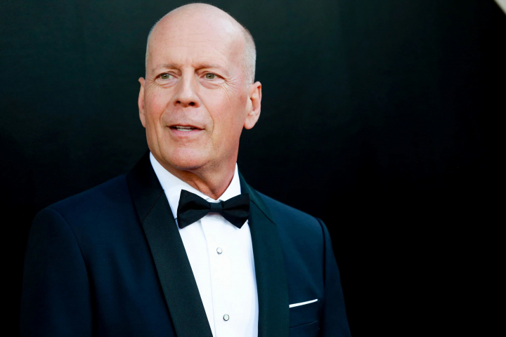 Bruce Willis nu va mai primi „Zmeura de Aur”, dupa ce s-a aflat diagnosticul grav de care sufera: „Ar fi fost nepotrivit...” Bruce Willis nu va mai primi „Zmeura de Aur”, dupa ce s-a aflat diagnosticul grav de care sufera: „Ar fi fost nepotrivit...”