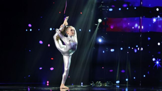 Ana-Cristina Radu - moment de dans spectaculos la Romanii au Talent: „Ai devenit un super erou pentru multi copii” - VIDEO Ana-Cristina Radu - moment de dans spectaculos la Romanii au Talent: „Ai devenit un super erou pentru multi copii” - VIDEO