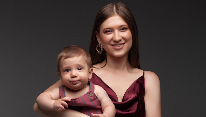 Sa fii mama nu-i usor! Ce spune food bloggerul Valeria Turcan despre perioada postpartum, greutatile cu care se confrunta, dar si dorinta de a mai avea copii: „Da! Il mai vreau si pe al doilea, si al treilea chiar daca nu am dormit un an si trei luni” - VIDEO Sa fii mama nu-i usor! Ce spune food bloggerul Valeria Turcan despre perioada postpartum, greutatile cu care se confrunta, dar si dorinta de a mai avea copii: „Da! Il mai vreau si pe al doilea, si al treilea chiar daca nu am dormit un an si trei luni” - VIDEO